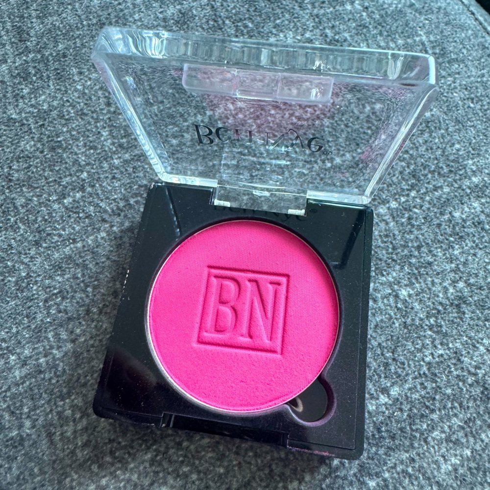 Professional Blush ‘Camera Ready’